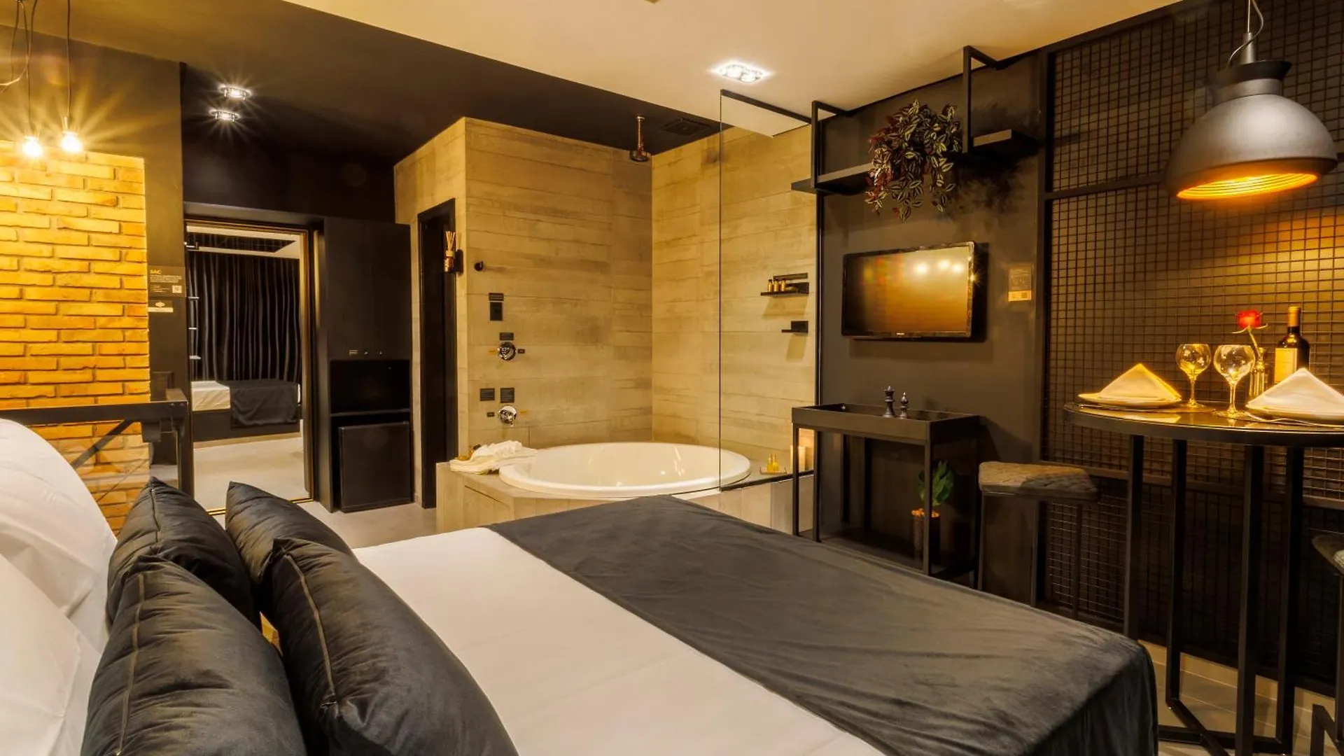 Hodinový hotel Medieval Motel Spa - Porto Alegre-Rs