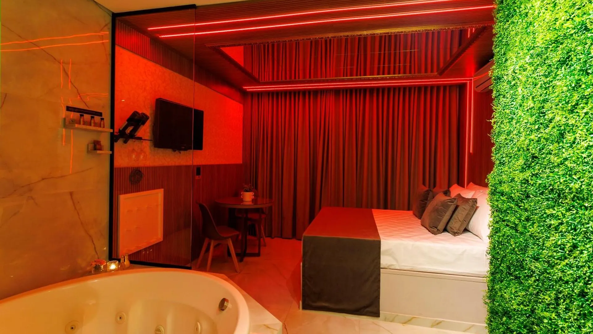Medieval Motel Spa - Porto Alegre-Rs