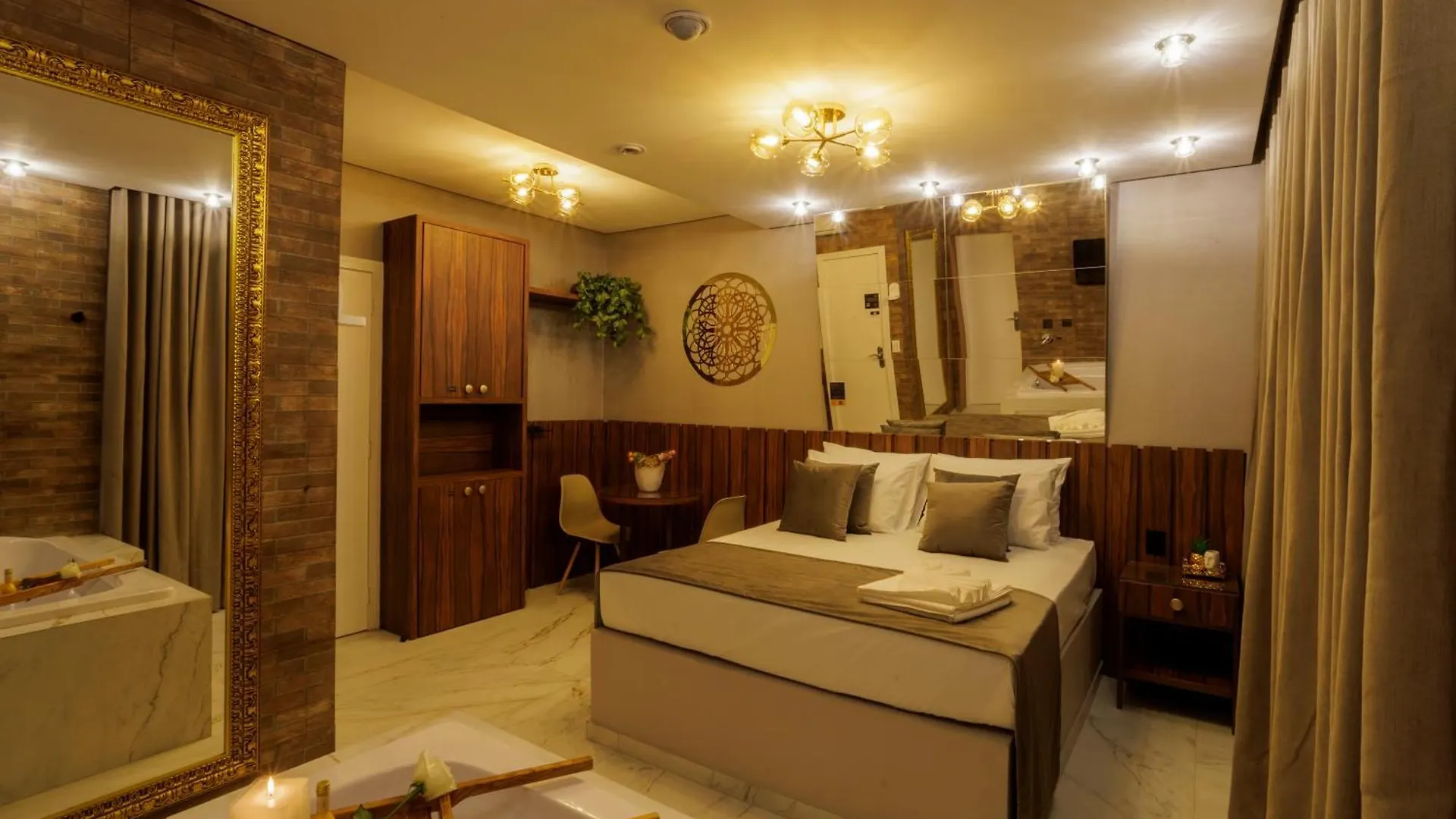 Hodinový hotel Medieval Motel Spa - Porto Alegre-Rs Brazílie
