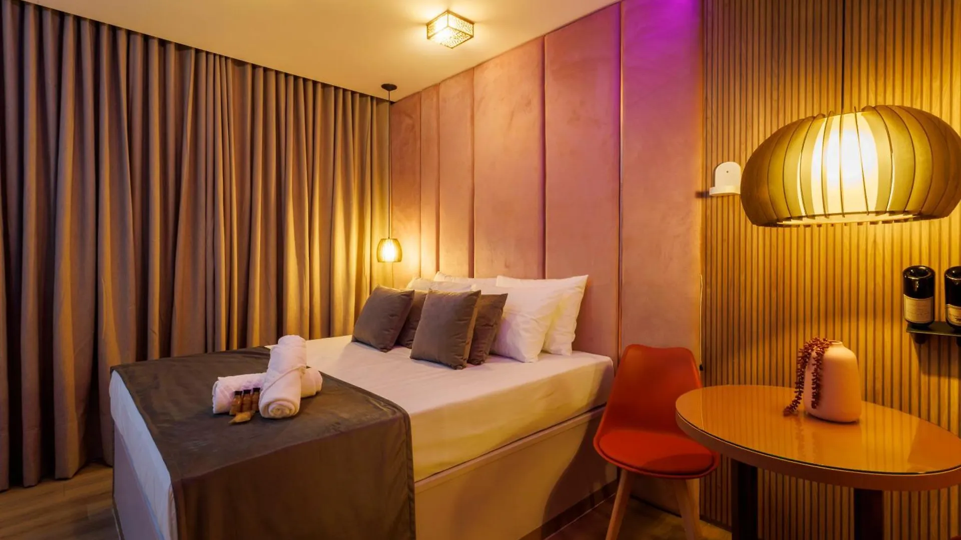 Hodinový hotel Medieval Motel Spa - Porto Alegre-Rs