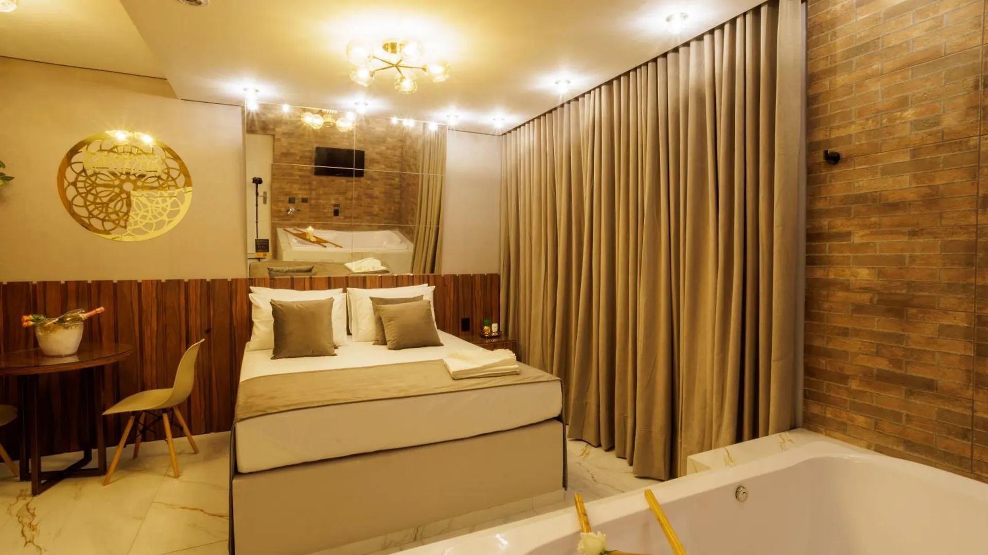 Hodinový hotel Medieval Motel Spa - Porto Alegre-Rs