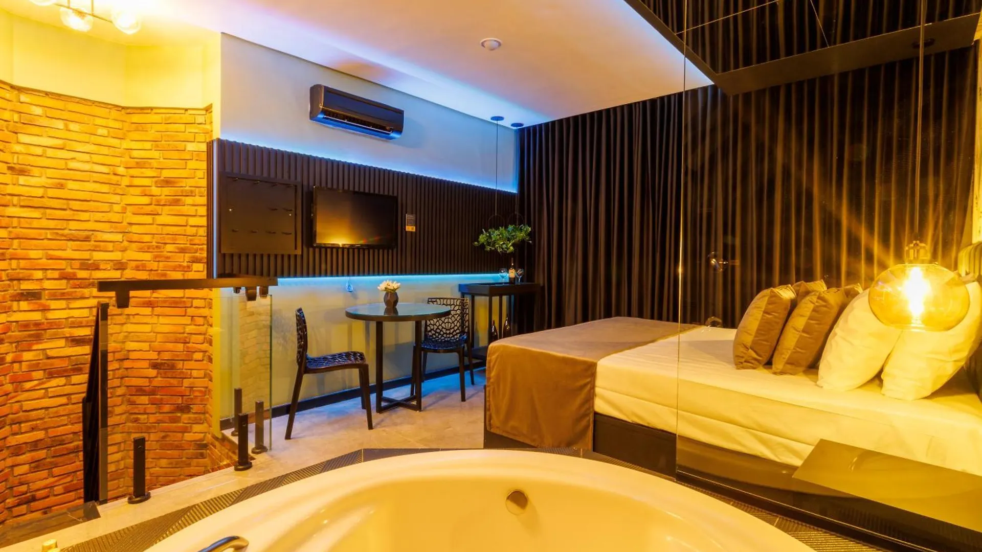 Medieval Motel Spa - Porto Alegre-Rs