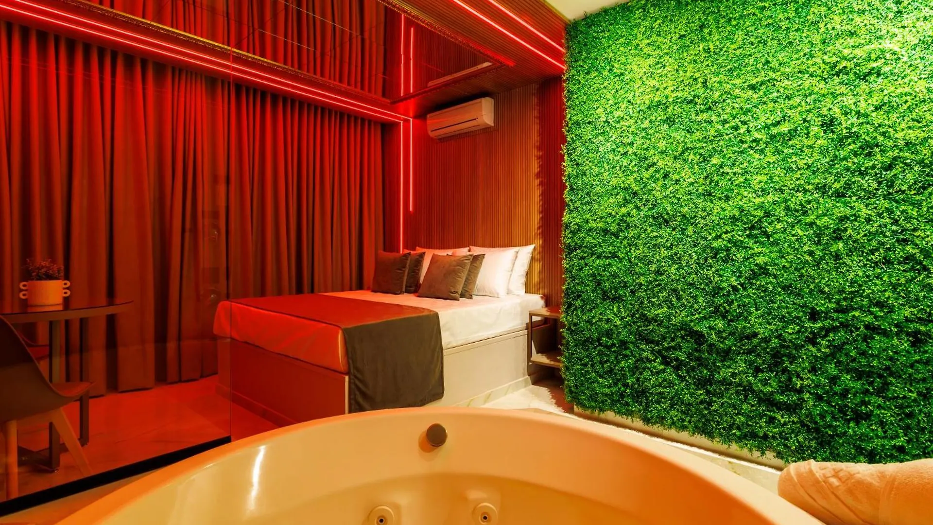 Hodinový hotel Medieval Motel Spa - Porto Alegre-Rs Brazílie